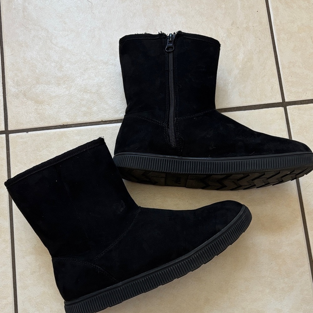 Cat & Jack Black Girls Boots